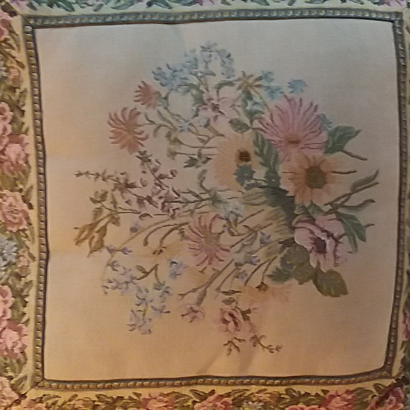Beautiful French Tapestry Pillow - Picture 2 of 9